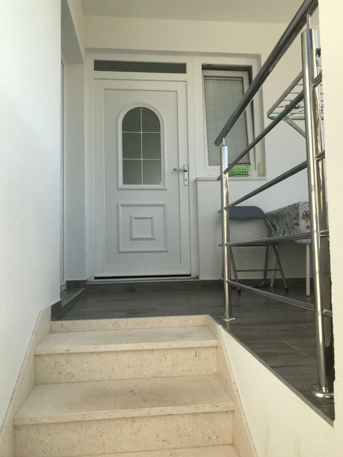 Apartment Santa Marina Primošten Esterno foto