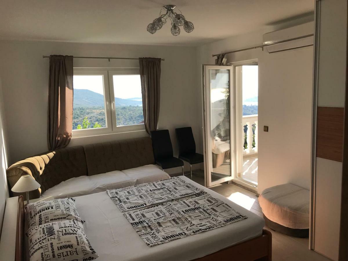 Apartment Santa Marina Primošten Esterno foto
