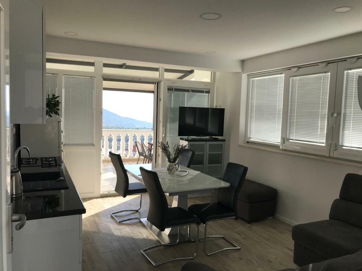 Apartment Santa Marina Primošten Esterno foto